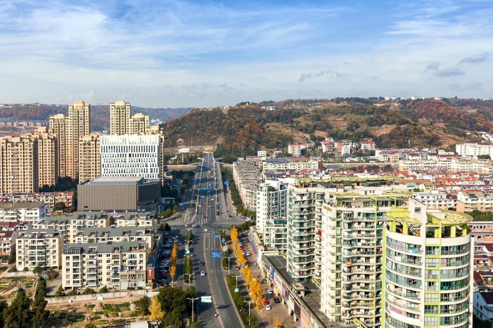 Courtyard By Marriott Xinchang Exterior foto